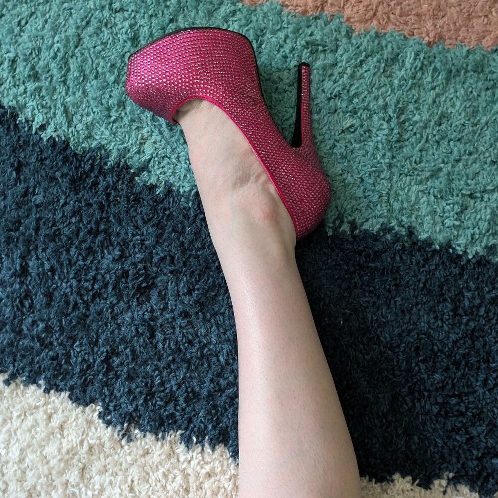 Bordello Hot Pink Rhinestone Heels Ize 8